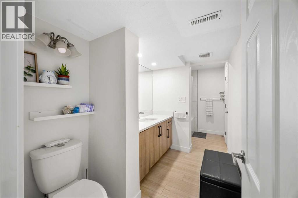 Single Family House Bi-level for Sale in  Radley Place SE Albert Park/Radisson Heights Calgary 