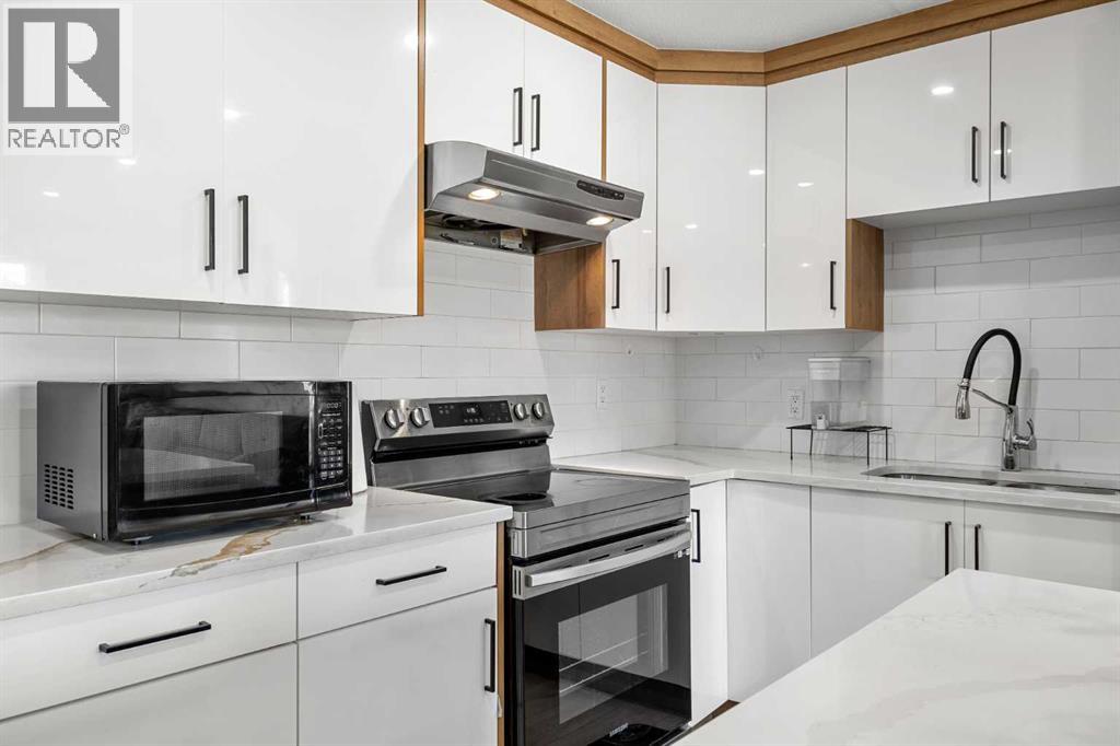 Single Family House Bi-level for Sale in  Radley Place SE Albert Park/Radisson Heights Calgary 