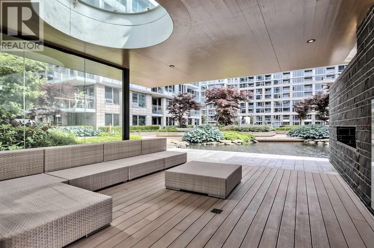 601 8800 HAZELBRIDGE WAY, Richmond