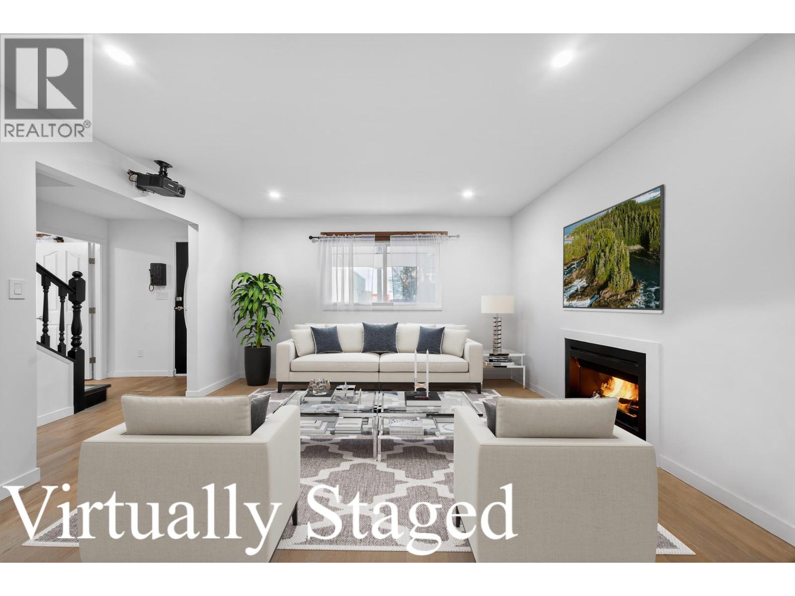 2005 LONDON STREET, New Westminster