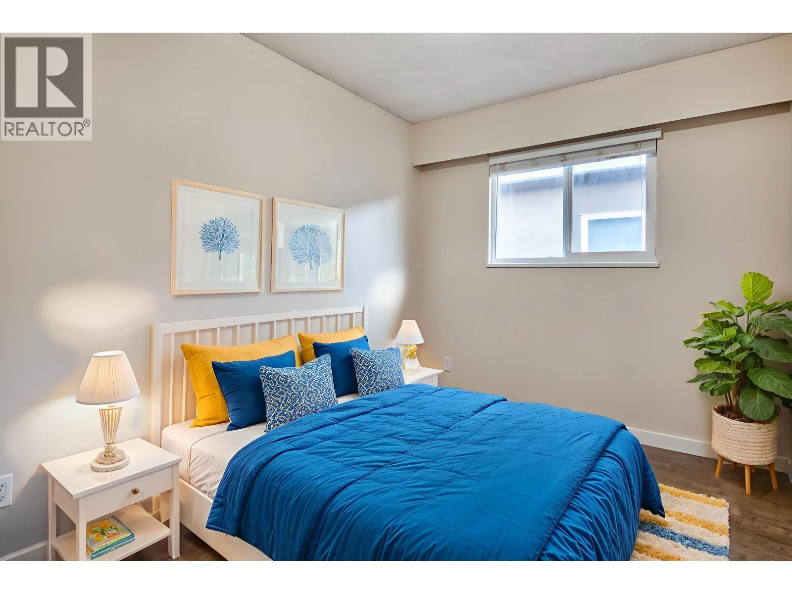 5842 WOODSWORTH STREET, Burnaby