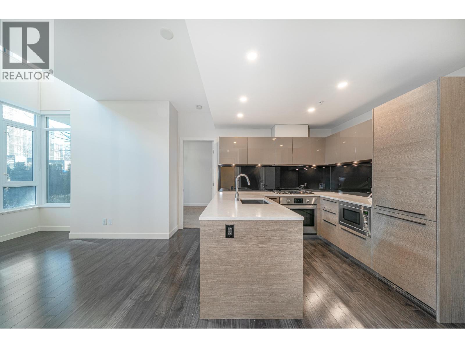 TH1 6288 CASSIE AVENUE, Burnaby