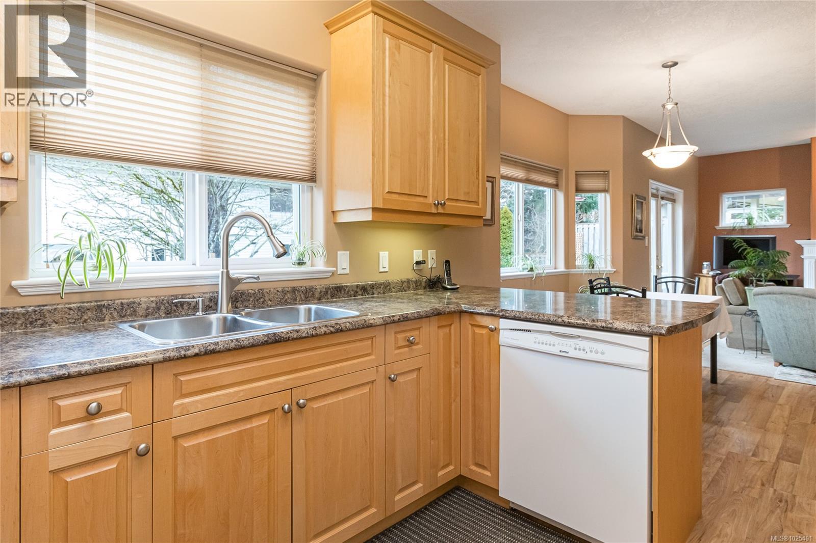 3370 Alfred Pl, Colwood