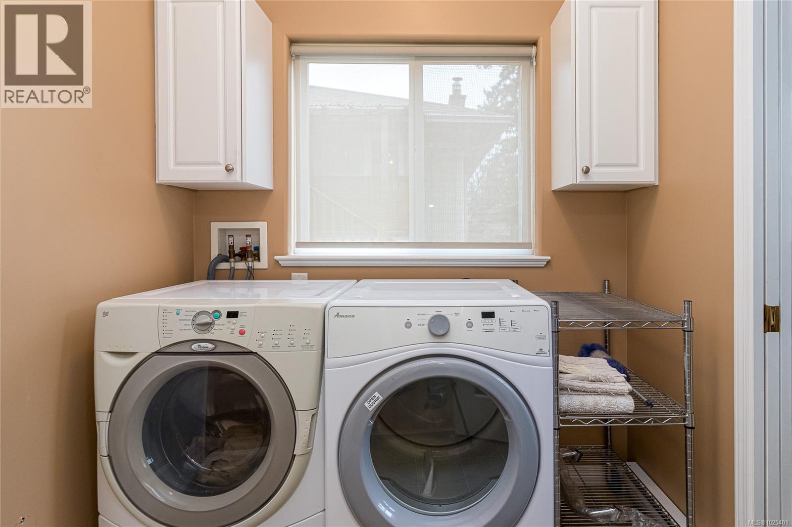 3370 Alfred Pl, Colwood