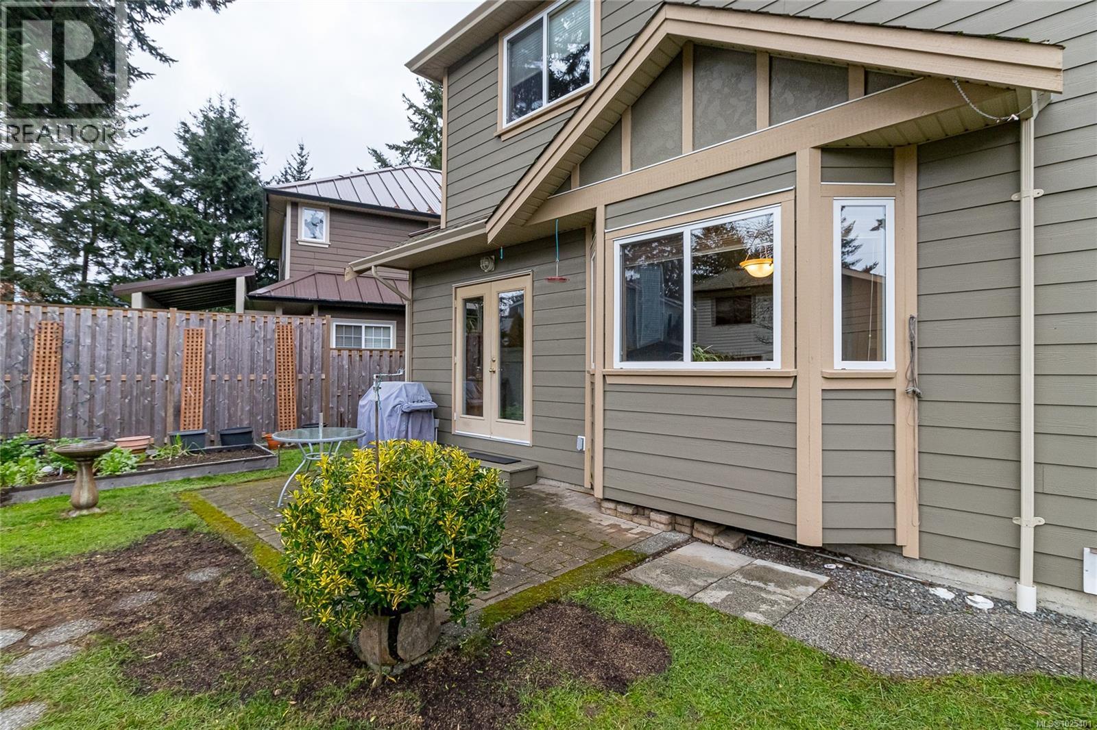 3370 Alfred Pl, Colwood
