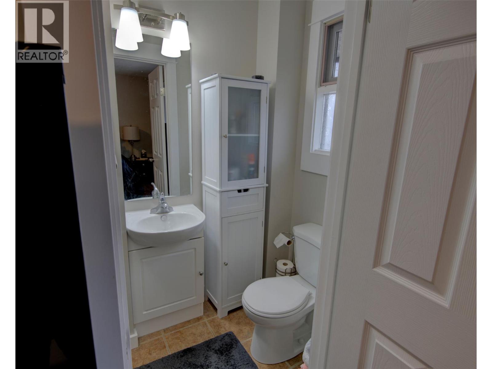 7676 Okanagan Landing Road, Vernon