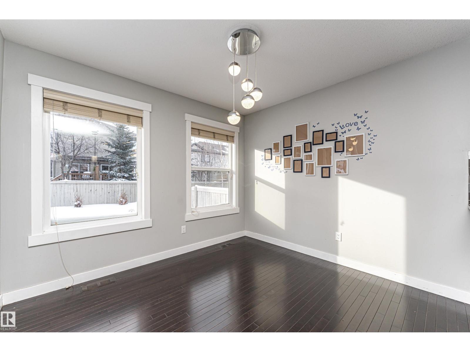 6963 19A AV SW, Edmonton