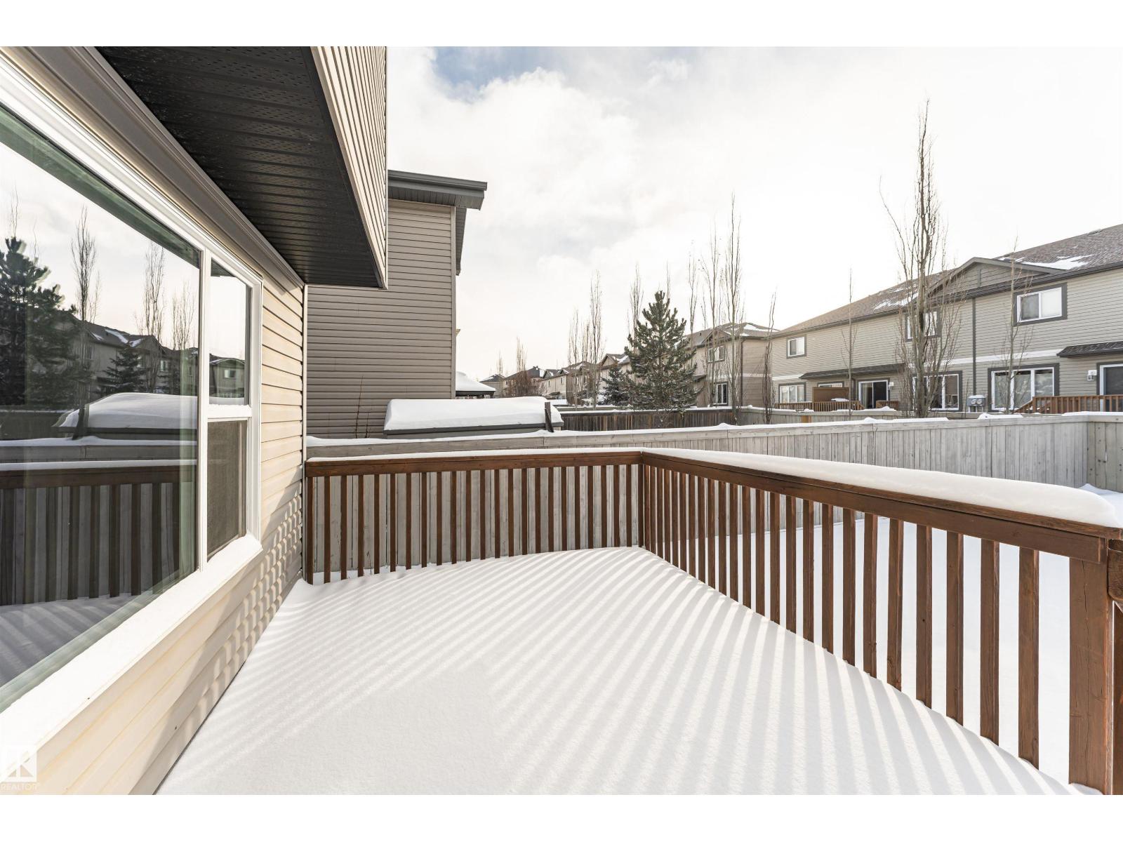 6963 19A AV SW, Edmonton