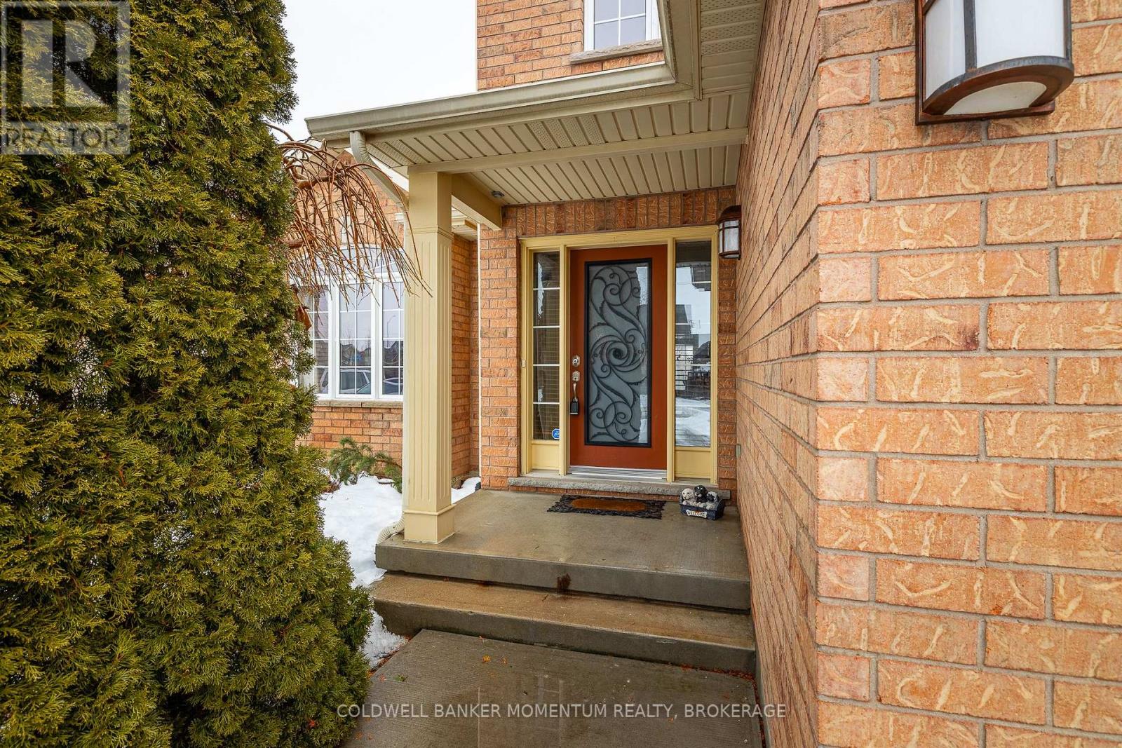 6838 COURTNEY CRESCENT - Photo 4 of 44, Niagara Falls (Forestview), Ontario