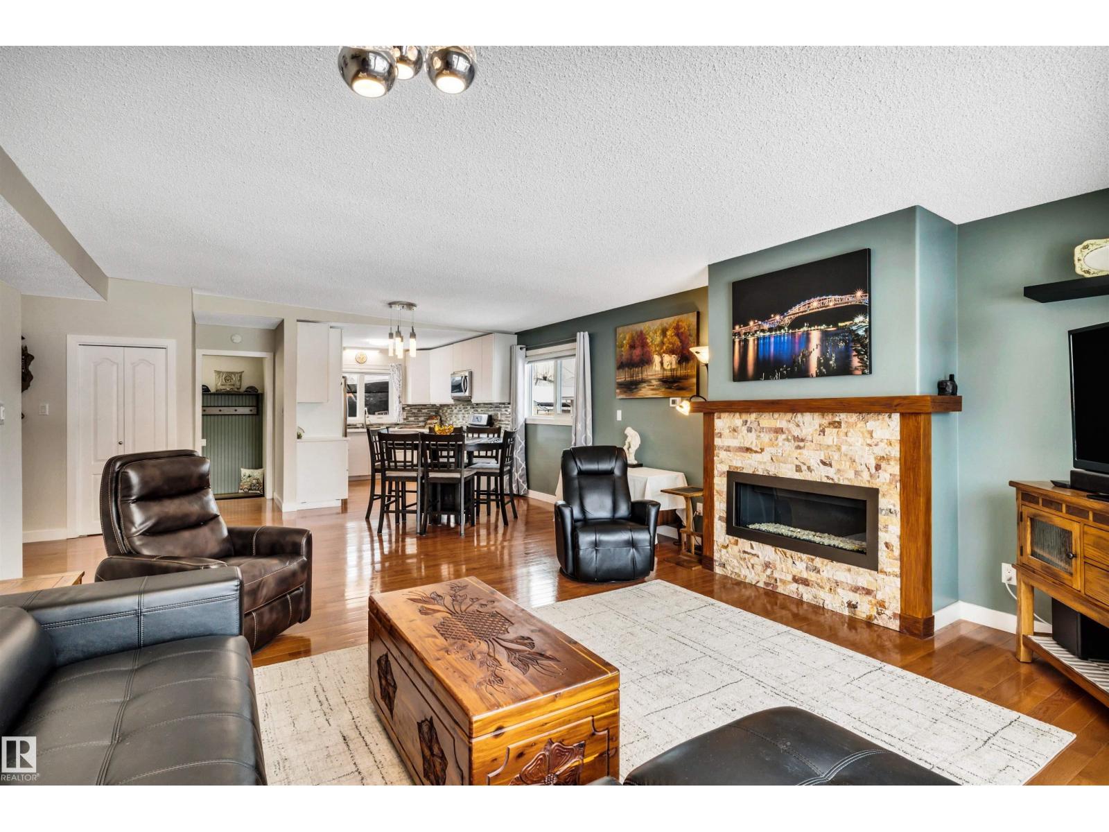 7811 134B AV NW, Edmonton