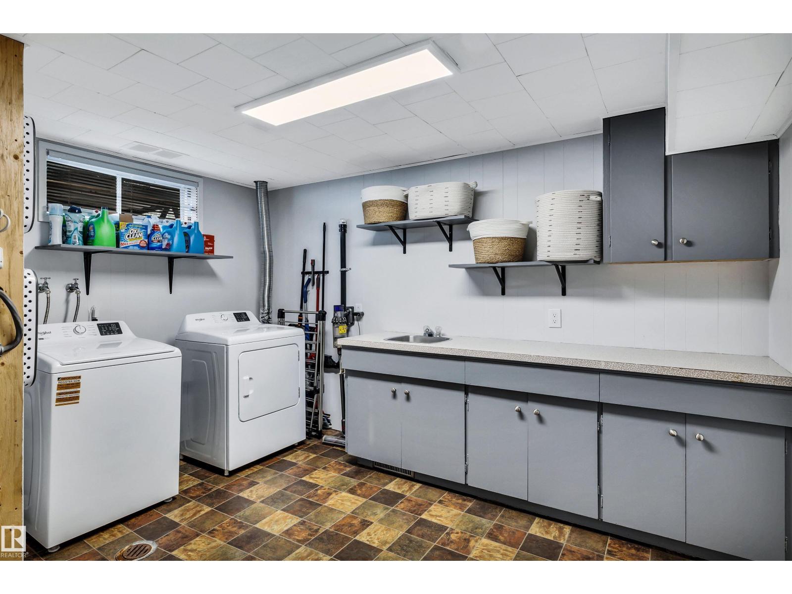 7811 134B AV NW, Edmonton