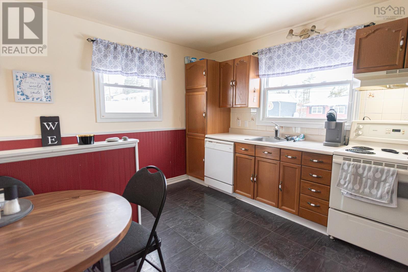 Property 6 of 43 of 9 Terrace Avenue