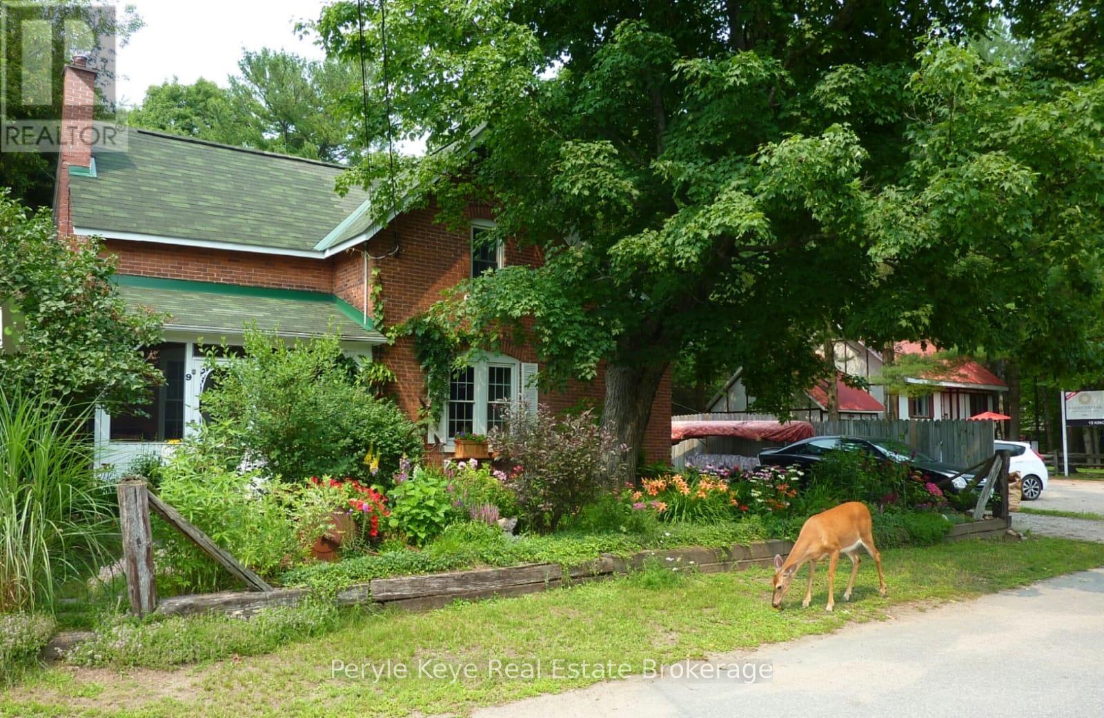 9 KING STREET - Photo 5 of 47, Bracebridge (Macaulay), Ontario