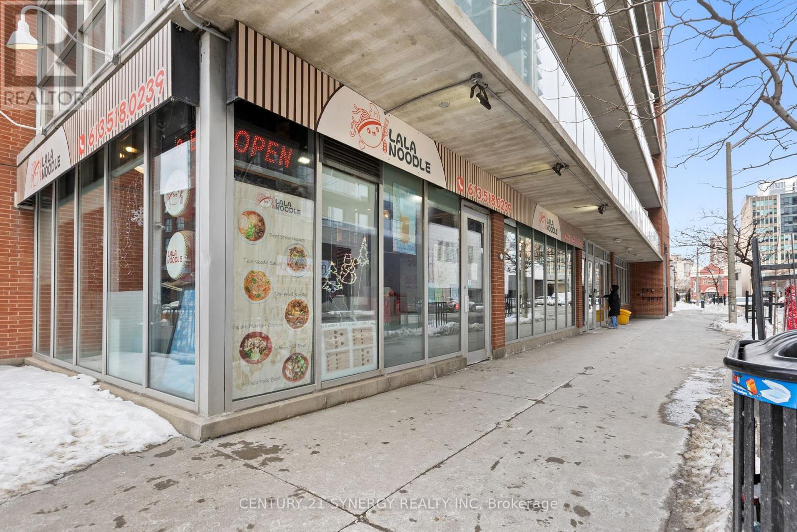 #303 179 GEORGE STREET - 32