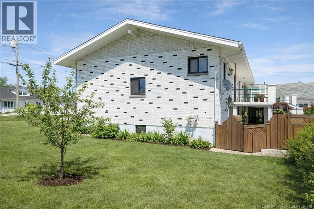 460 Saulnier Street - 2