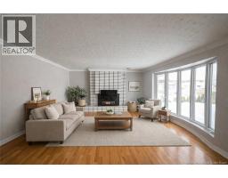 460 Saulnier Street, photo 5