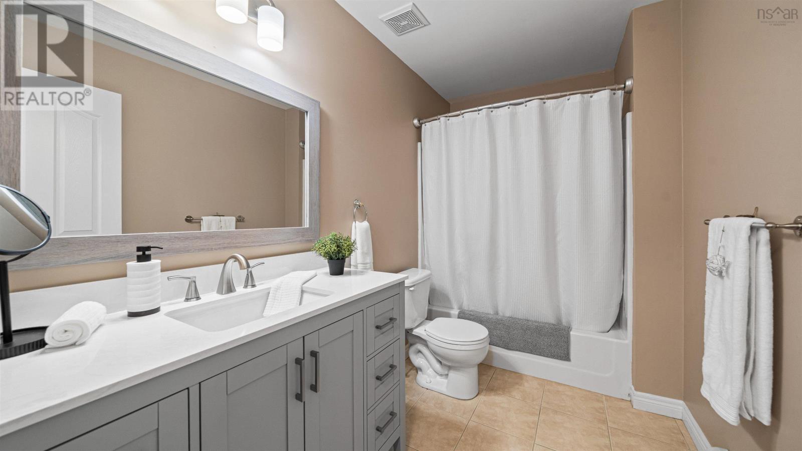 Property 32 of 49 of 12 Kaye Street