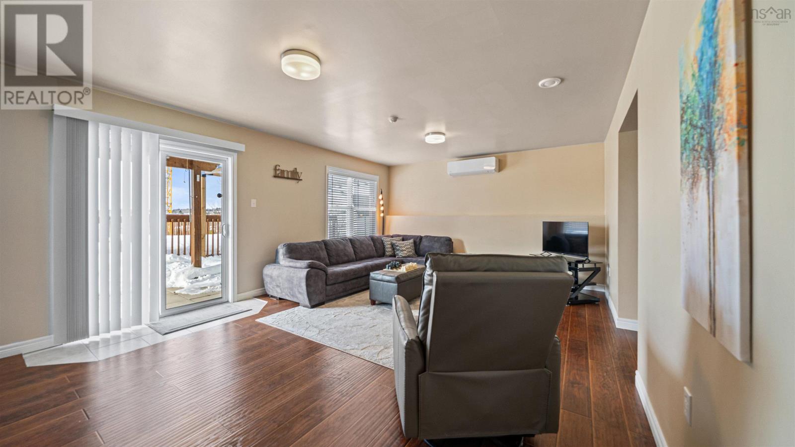 Property 27 of 49 of 12 Kaye Street