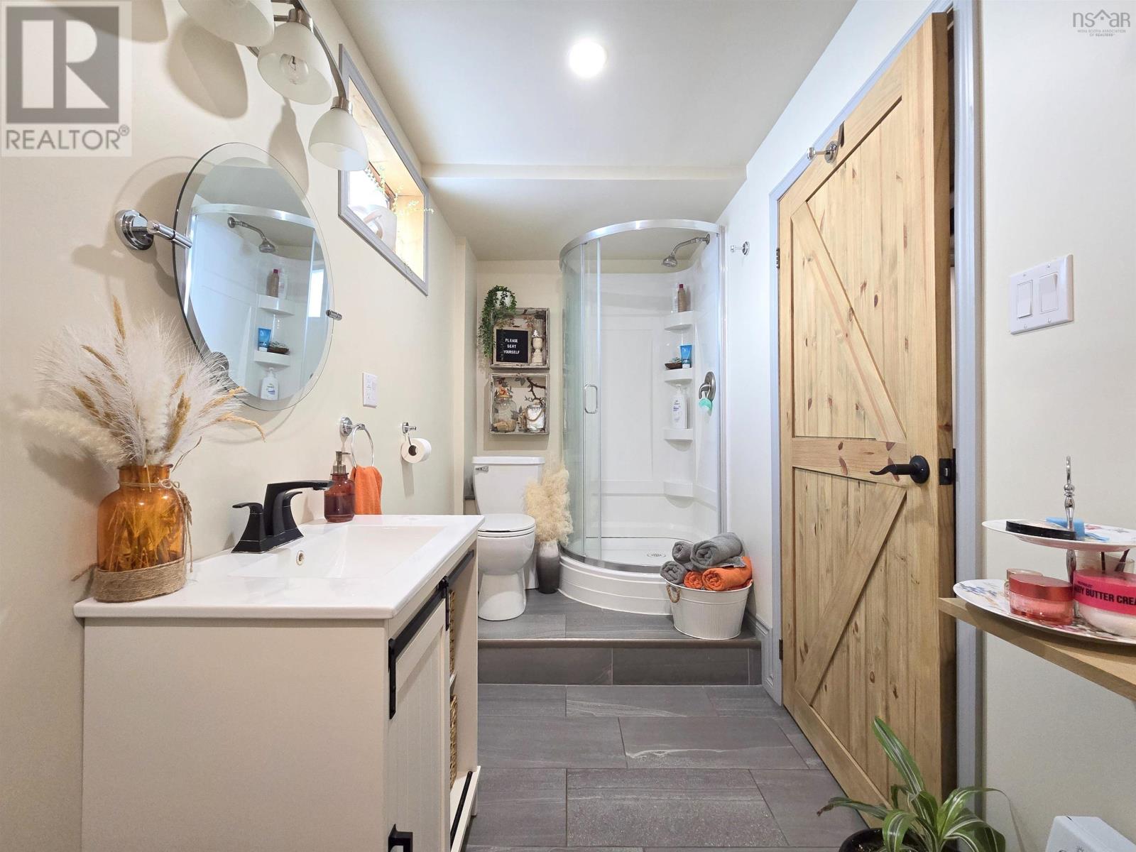 Property 33 of 41 of 2816 Barronsfield Road