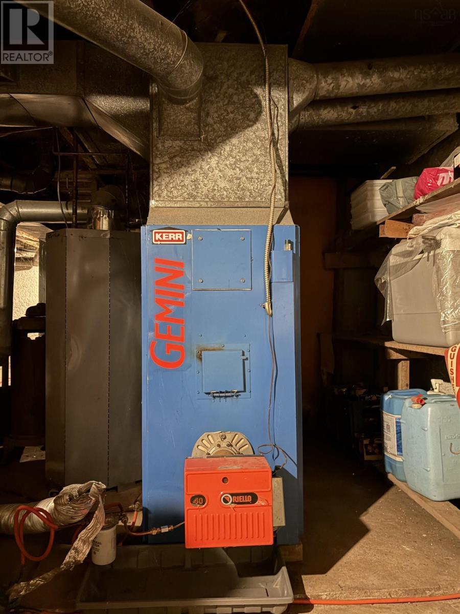 Property 23 of 28 of 1109 Highway 236