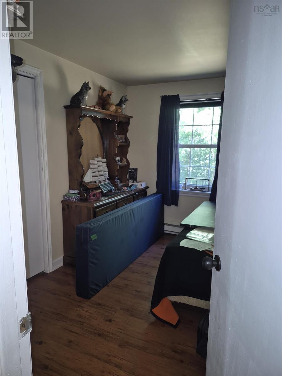 Property 13 of 33 of 1815 Northwest Road