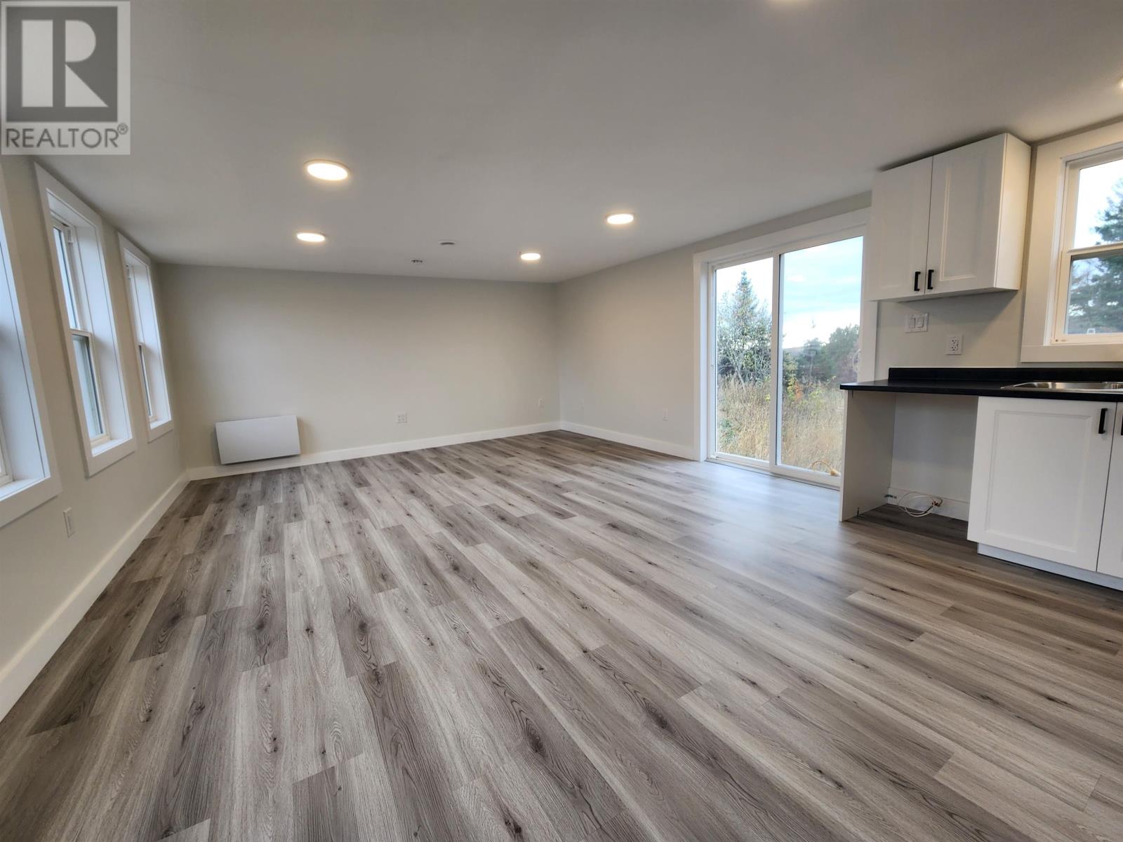 2751 PETERS ROAD - 10