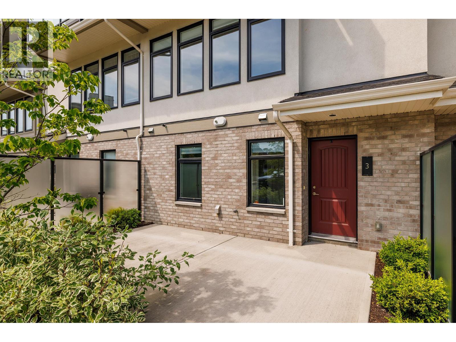 3 1102 Cameron Avenue, Kelowna