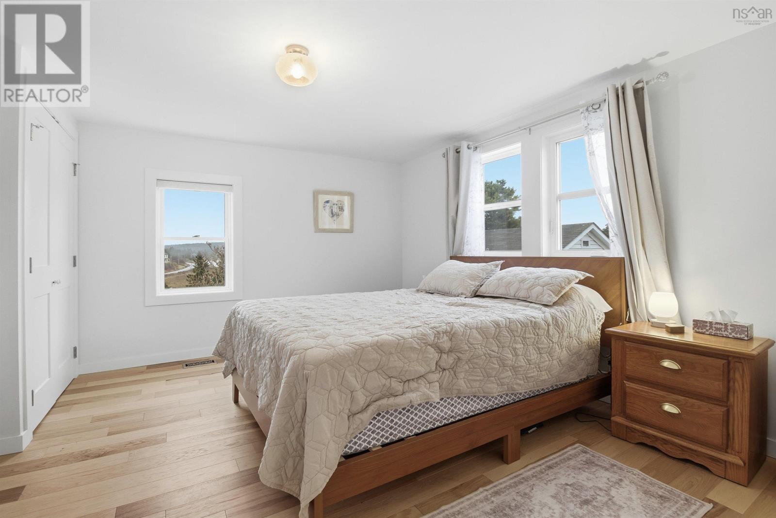 Property 27 of 40 of 15 Five Houses Road