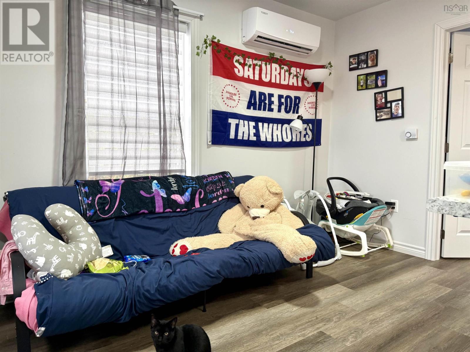 Property 14 of 36 of 10 Pioneer Street