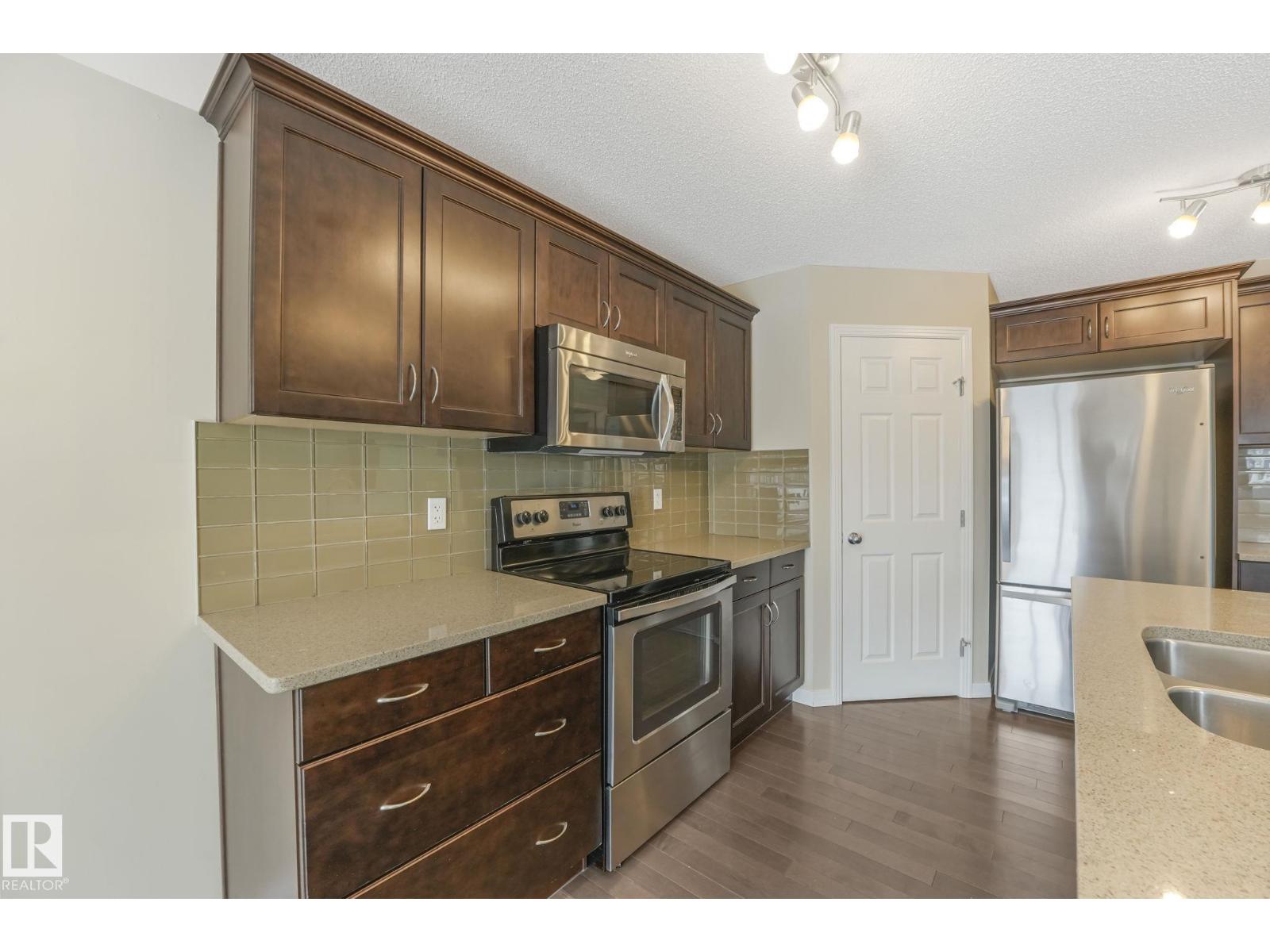 17535 13 AV SW, Edmonton