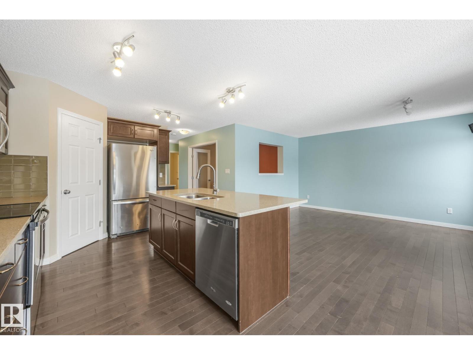 17535 13 AV SW, Edmonton