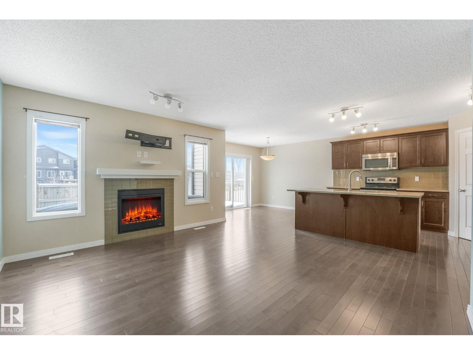 17535 13 AV SW, Edmonton