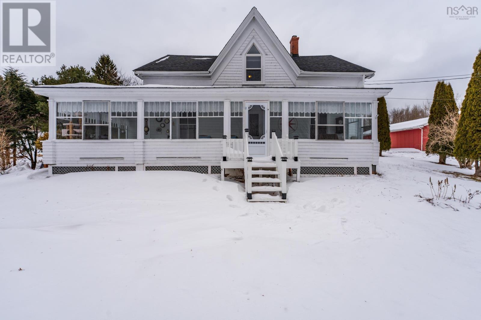 Property photo of 1529 Pereau Road
