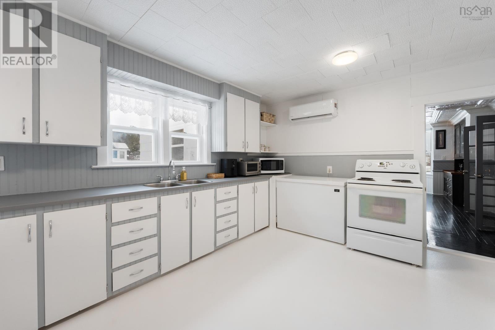 Property 26 of 46 of 1529 Pereau Road