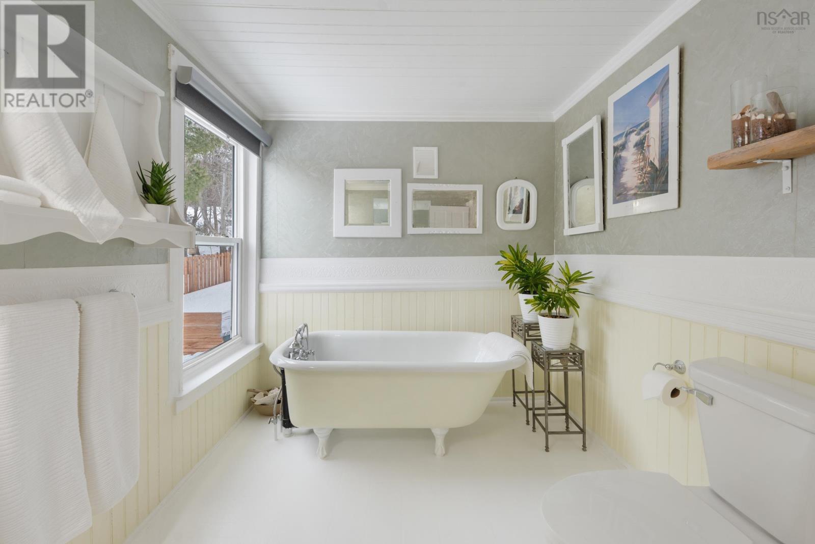 Property 23 of 46 of 1529 Pereau Road