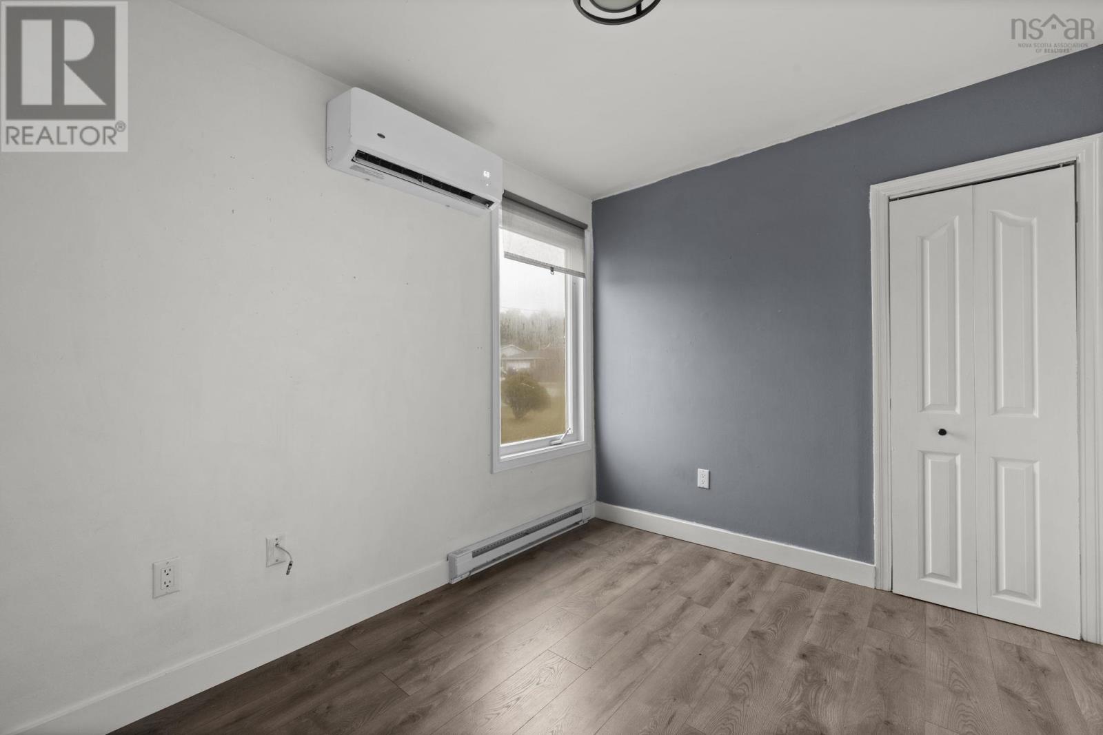 Property 22 of 49 of 687 Waverley Road