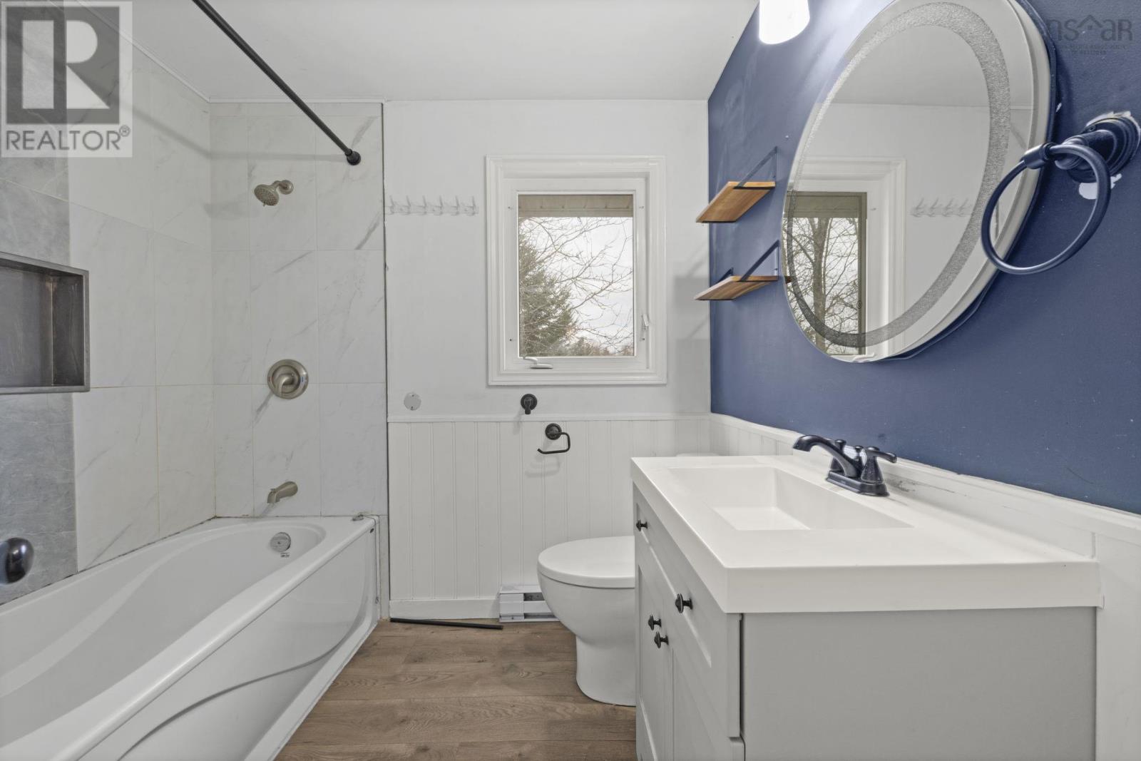 Property 23 of 49 of 687 Waverley Road