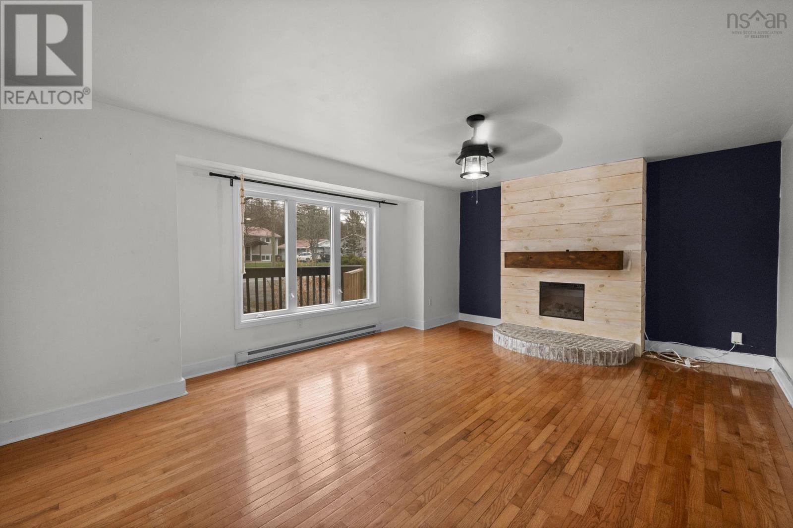 Property 3 of 49 of 687 Waverley Road