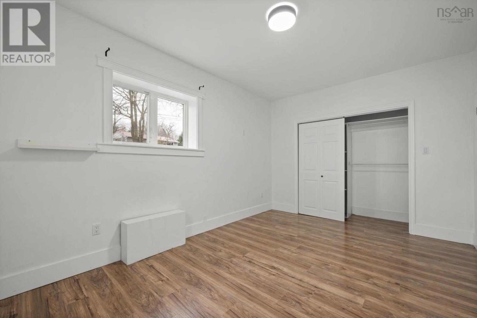 Property 29 of 49 of 687 Waverley Road