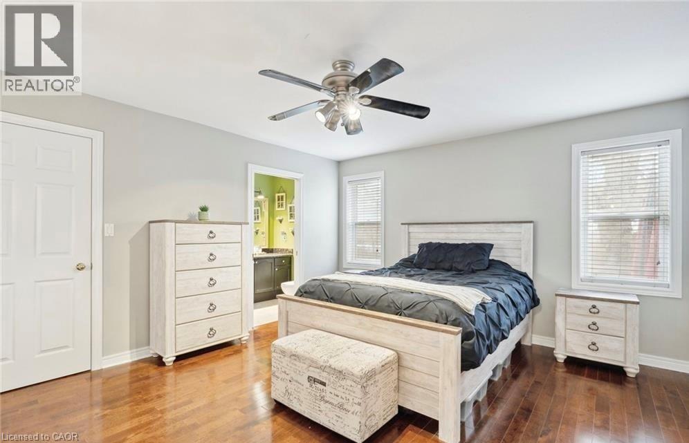 996 BEACH BOULEVARD - 18