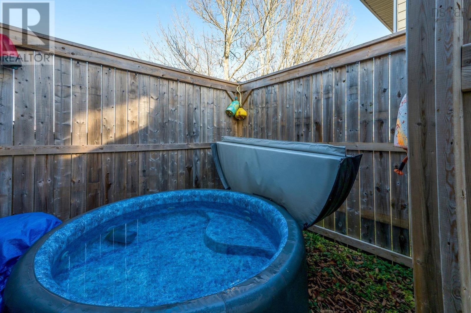 Property 36 of 49 of 24 Station Road