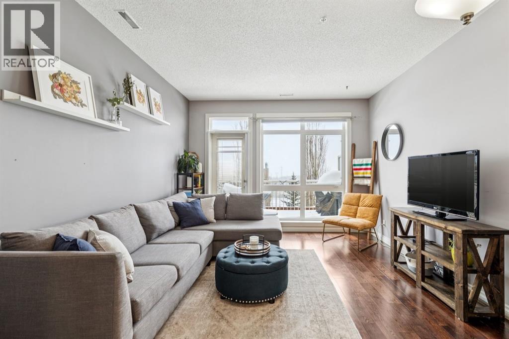 12, 140 Rockyledge View NW - Photo 2 of 27, Calgary, Alberta