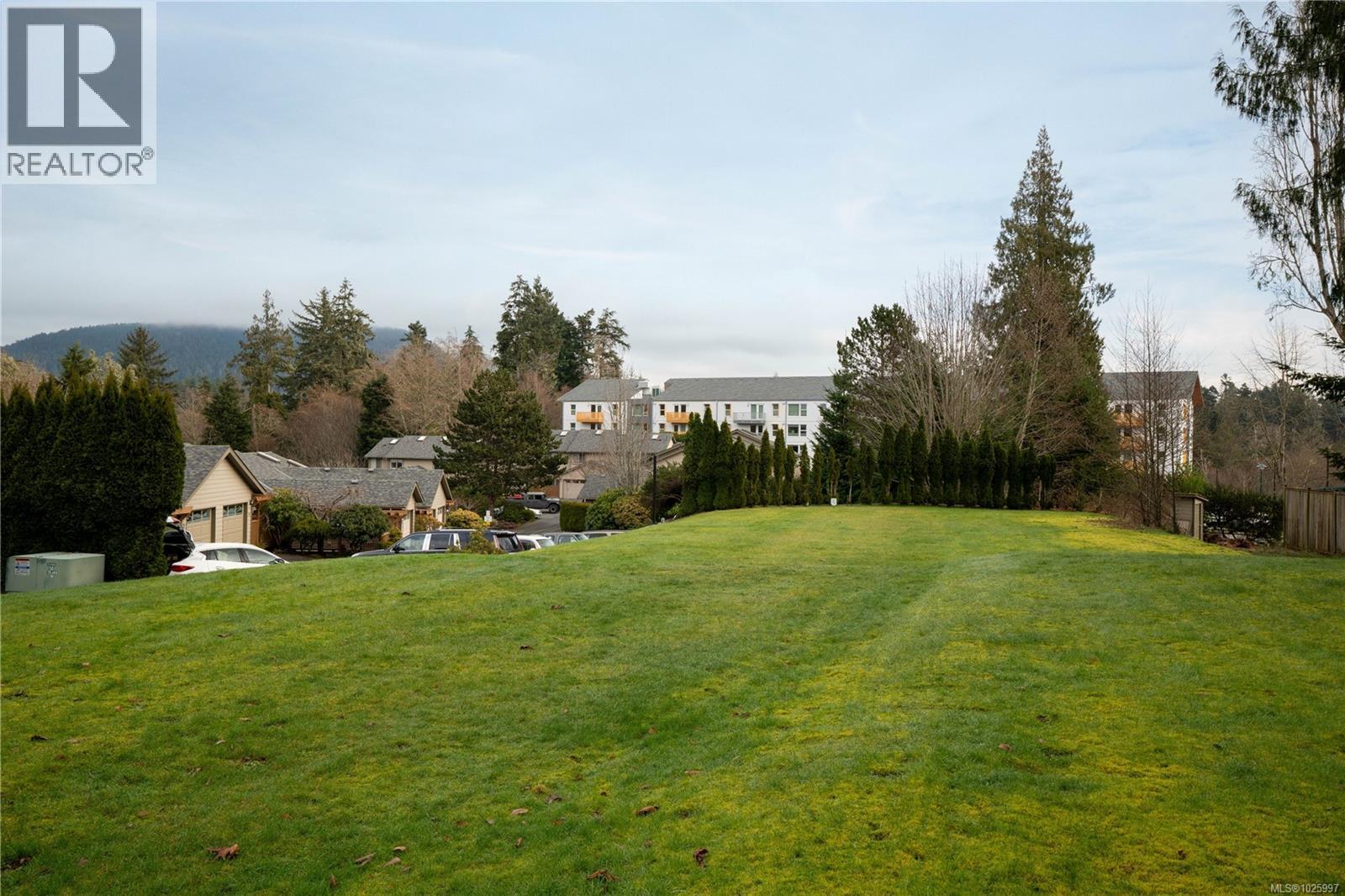 25 2190 Drennan St, Sooke