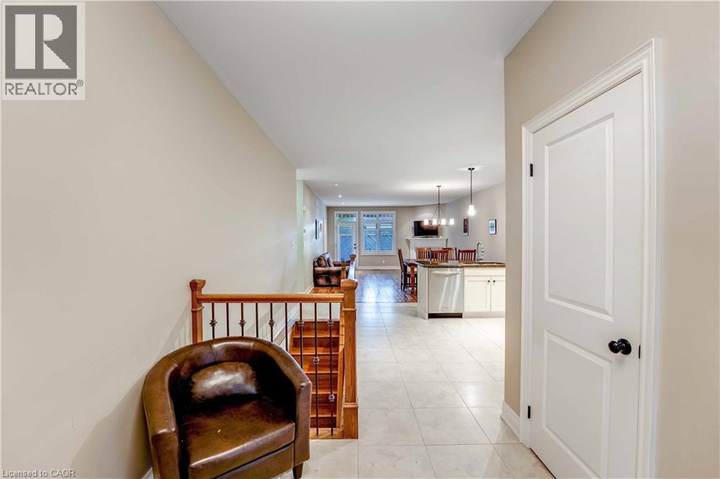 24 EMERALD Common - Photo 4 of 36, St. Catharines, Ontario