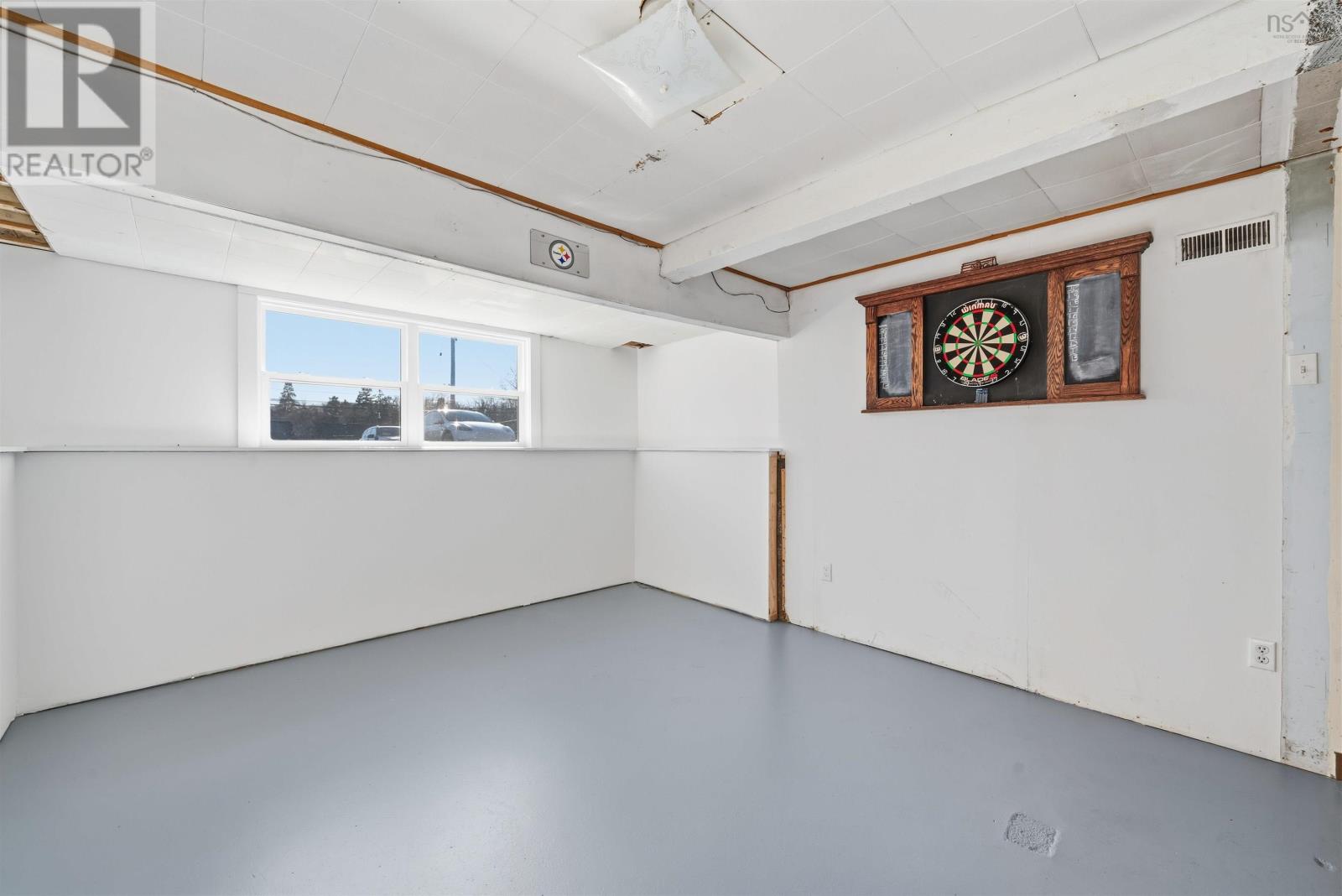 Property 31 of 40 of 4597 Prospect rd.