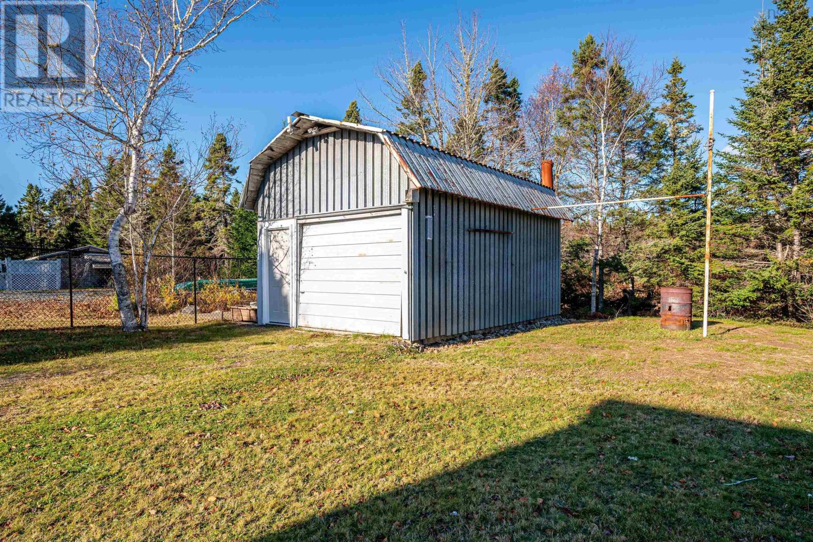 Property 40 of 40 of 4597 Prospect rd.