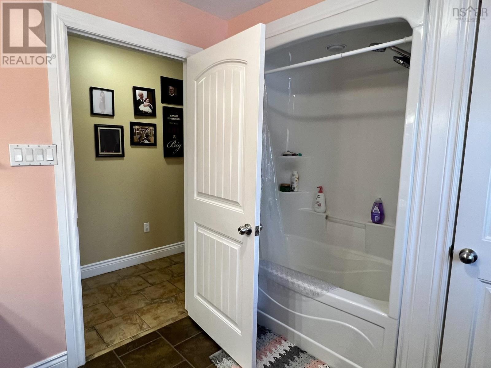 Property 28 of 48 of 1351 Green Hill Road