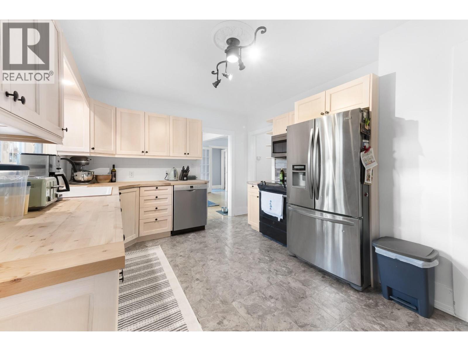 306 10th Avenue N, Creston