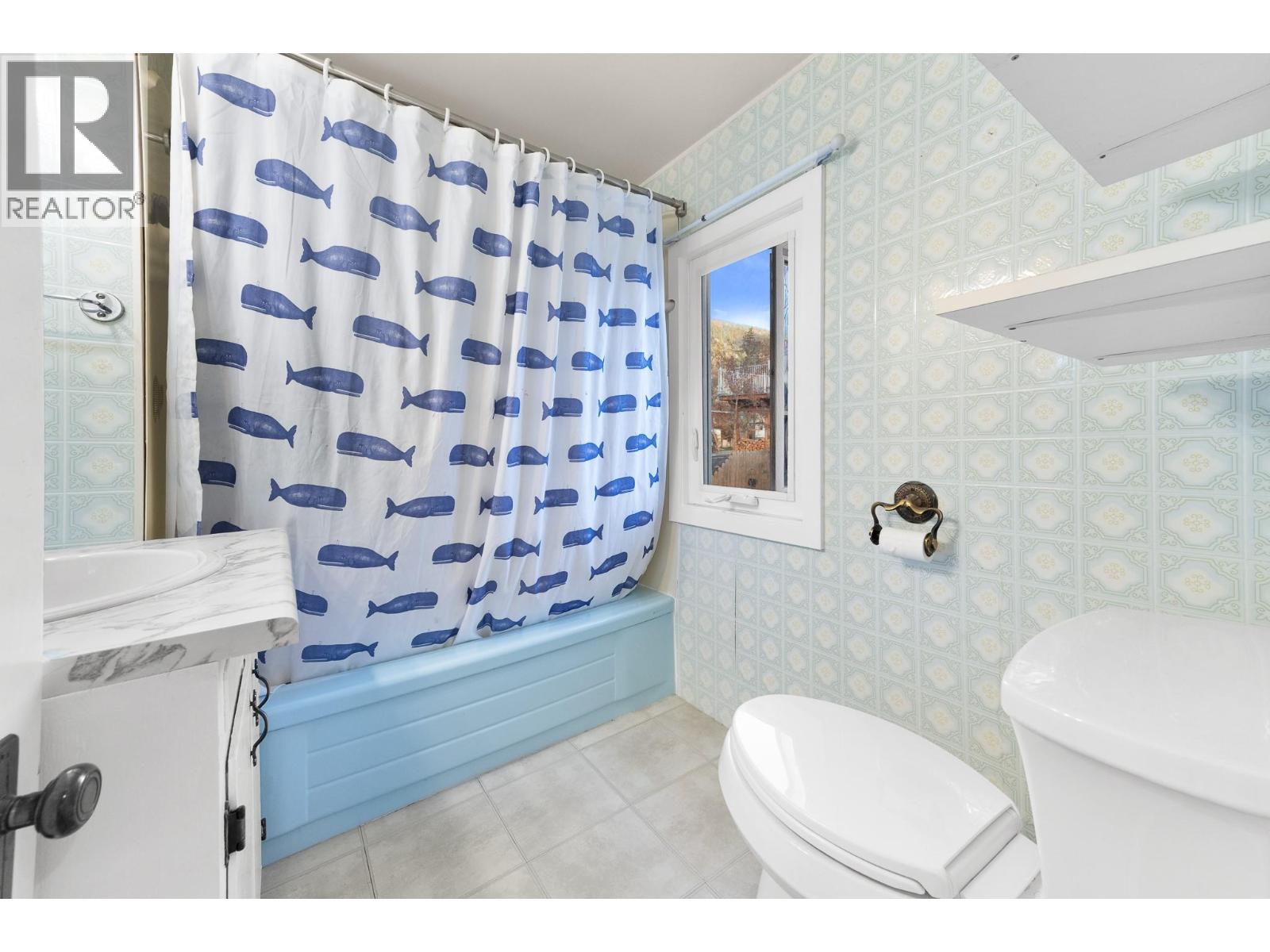 306 10th Avenue N, Creston