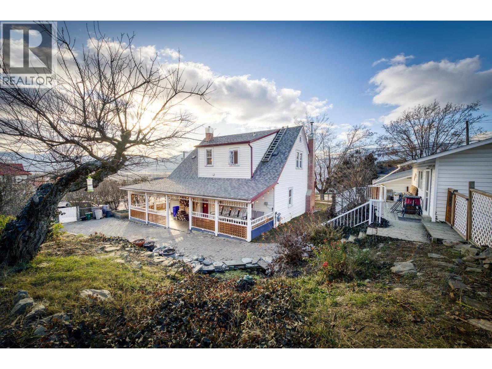 306 10th Avenue N, Creston